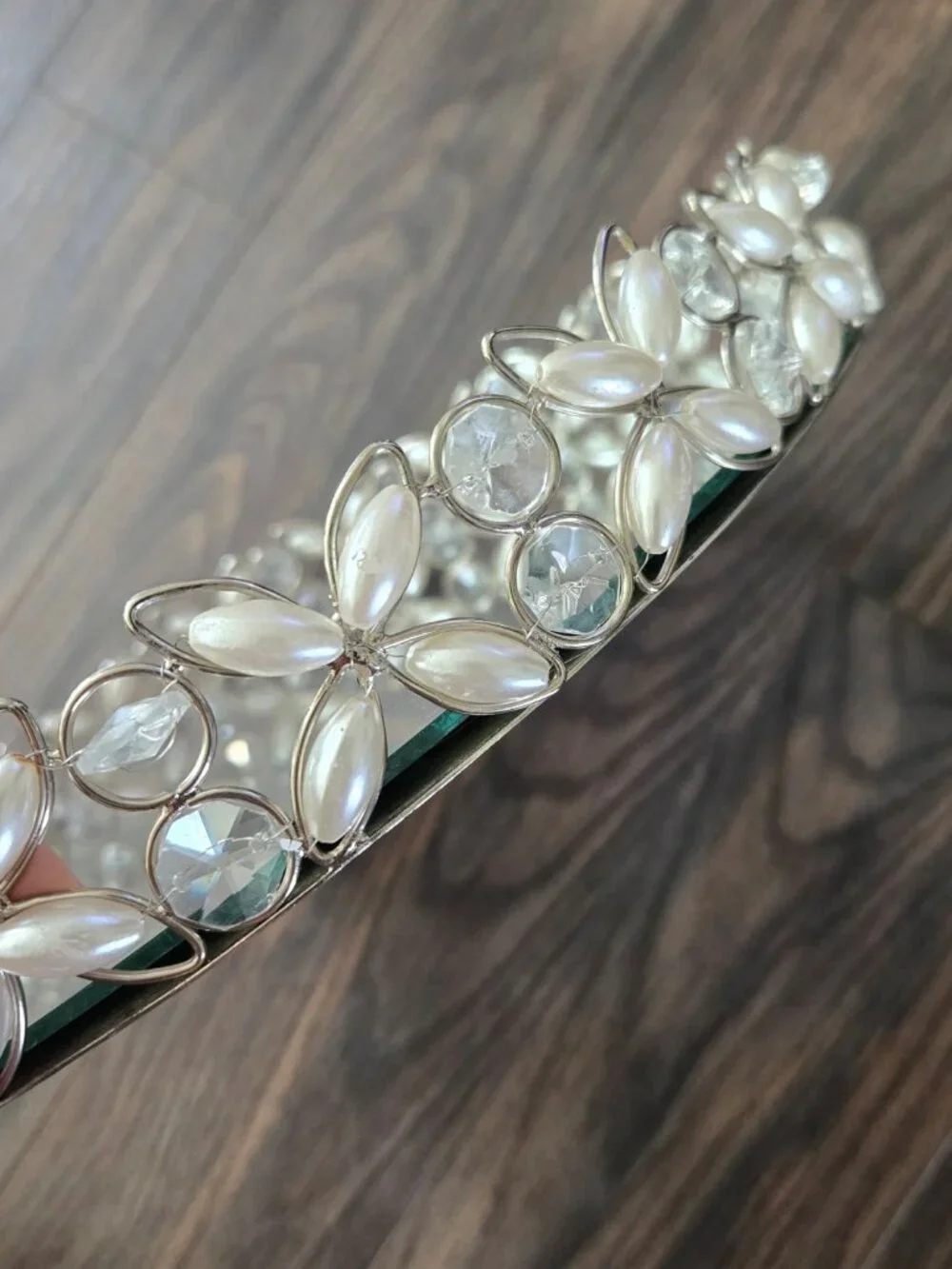 Round Mirrored Decorative Tray w/ Faux Pearls & Crystals NWOT